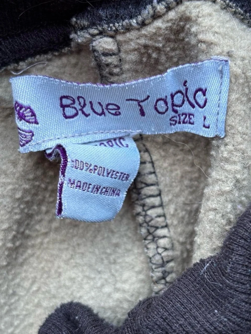 ✨Blue Topic camo sweatpants Size L✨ - Picture 2 of 3